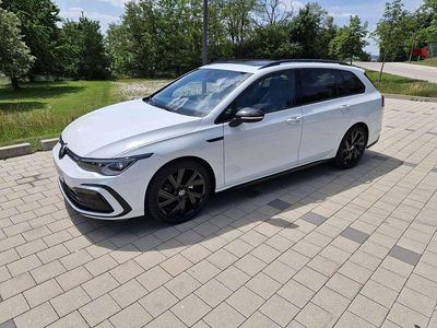 Gebraucht 2024 VW Golf VIII R-line Kombi | 35.500 € (Fairer Preis)