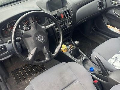 Nissan Almera