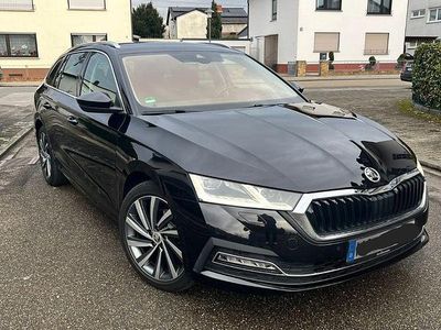 Schwarz Gebraucht 2020 Skoda Octavia Kombi | 20.799 € (Etwas zu teuer)