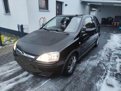 Schwarz Gebraucht 2006 Opel Corsa Kleinwagen | 1.300 € (Guter Preis)