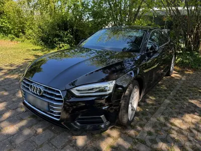 Gebraucht Audi A5 Sportback Sport 190 PS (139 kW) 2020 Schwarz Kleinwagen