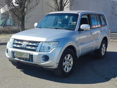 Usata Mitsubishi Pajero 200 CV (147 kW) 2013 Argento SUV
