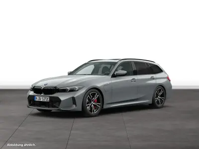 Gebraucht BMW 330e Sport Line 292 PS (214 kW) 2025 Grau Kombi