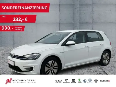 Gebraucht VW Golf VII 100 kW (136 PS) 2020 Pure white Limousine