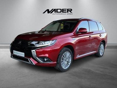 Gebraucht Mitsubishi Outlander P-HEV Basis 135 PS (99 kW) 2020 Rot SUV