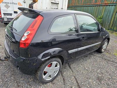 Gebraucht Ford Fiesta 90 PS (66 kW) 2008 Schwarz Kleinwagen