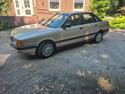 Gebraucht Audi 80 94 PS (69 kW) 1991 Gold Limousine
