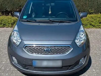 Second-hand Kia Venga Spirit 128 CP (94 kW) 2011 Gri Hatchback