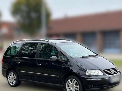 Gebraucht VW Sharan 175 PS (128 kW) 2010 Schwarz Van / Kleinbus