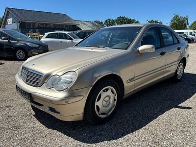 Mercedes C180