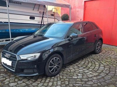 Gebraucht Audi A3 Comfort 150 PS (110 kW) 2019 Schwarz Limousine