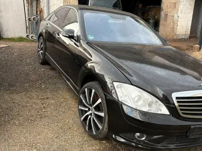 Używany Mercedes S300 2008 Czarny Sedan/Limuzyna