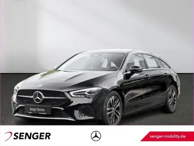 Gebraucht Mercedes CLA200 Shooting Brake 163 PS (119 kW) 2025 Unilack nachtschwarz Kombi