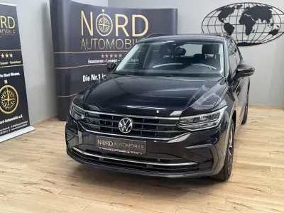 Occasion VW Tiguan Life 150 PK (110 kW) 2023 Zwart SUV