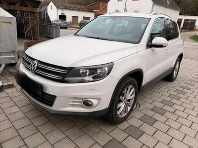 Second-hand VW Tiguan Freestyle 140 CP (102 kW) 2011 Alb SUV