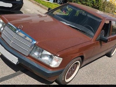 Used Mercedes 190 122 HP (89 kW) 1988 Brown Sedan