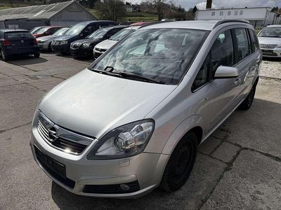 Second-hand Opel Zafira Edition 150 CP (110 kW) 2005 Argintiu Monovolum