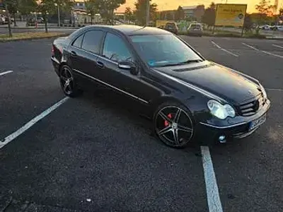 Gebraucht Mercedes C220 Avantgarde 150 PS (110 kW) 2005 Blau Limousine