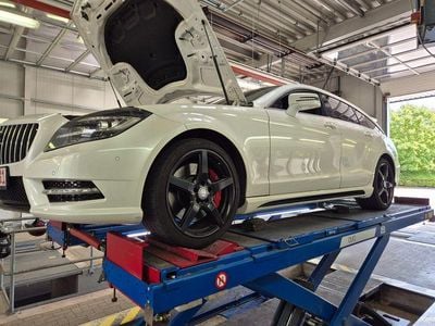 Mercedes CLS500 Shooting Brake