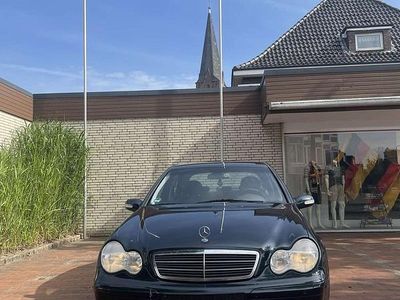 Mercedes C240