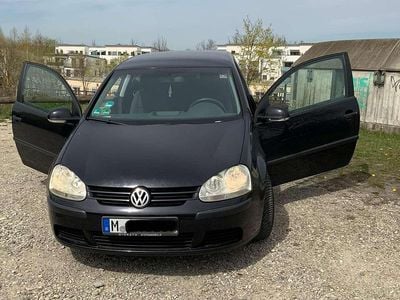 Usata VW Golf IV Comfortline 75 CV (55 kW) 2004 Nero Berlina