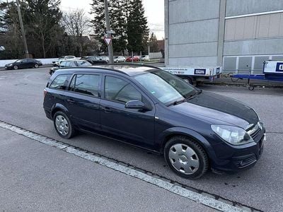 Gebraucht Opel Astra Edition 125 PS (91 kW) 2005 Metro m2 Kombi