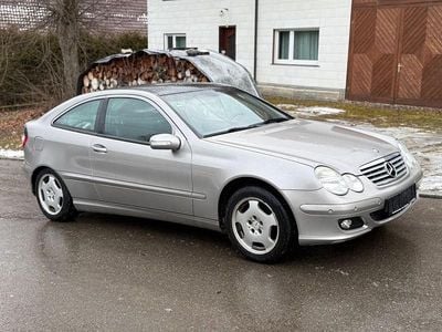 Gold Gebraucht 2004 Mercedes C200 Coupé | 2.690 € (Superpreis)