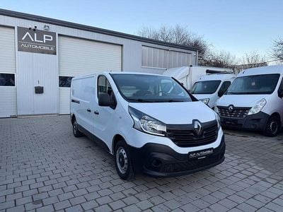 Gebraucht Renault Trafic 121 PS (88 kW) 2018 Weiß Van / Kleinbus