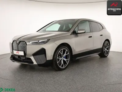 Gebraucht BMW iX Sport Line 239 kW (326 PS) 2022 Oxidgrau ii SUV