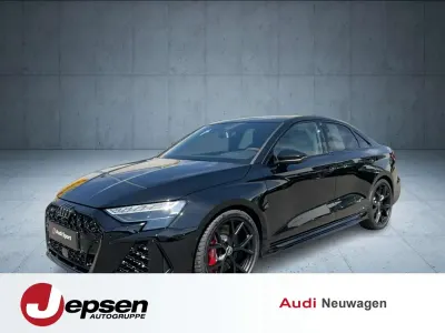 Neu Audi RS3 Sport 400 PS (294 kW) 2026 Schwarz (mythosschwarz) Limousine
