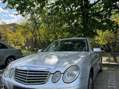Mercedes E220