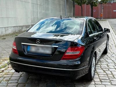 Schwarz Gebraucht 2013 Mercedes C200 Elegance Limousine | 10.900 € (Etwas zu teuer)