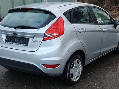 gebraucht Ford Fiesta 1,25 60kW Trend EURO 4 KLIMA !!!