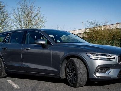 Gebraucht Volvo V60 Inscription 197 PS (144 kW) 2020 Grau Kombi