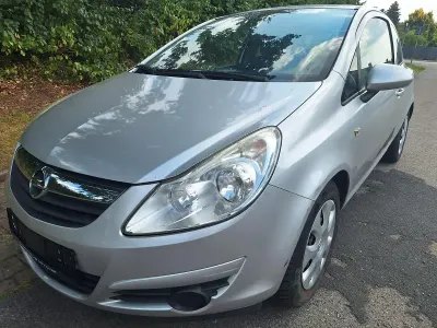 Gebraucht Opel Corsa 80 PS (58 kW) 2008 Silber Kleinwagen