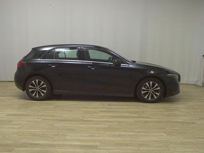 Usata Mercedes A200 150 CV (110 kW) 2023 Nero Berlina