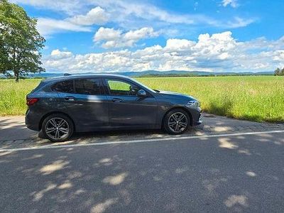 Gebraucht BMW 118 Sport Line 140 PS (102 kW) 2020 Grau Kleinwagen