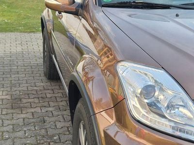 Gebraucht Ssangyong (KGM) Rexton Quartz 178 PS (130 kW) 2016 Braun SUV