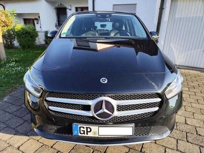 Mercedes B180
