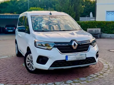 Gebraucht Renault Kangoo Equilibre 102 PS (75 kW) 2023 Weiß Van / Kleinbus