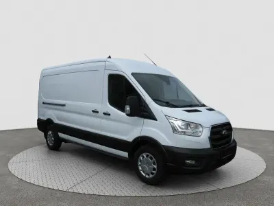 Gebraucht Ford Transit 131 PS (96 kW) 2022 Weiß Van / Kleinbus