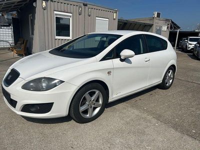 Gebraucht Seat Leon Ecomotive 105 PS (77 kW) 2012 Weiß Limousine