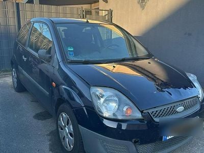 Blau Gebraucht 2007 Ford Fiesta Kleinwagen | 1.050 € (Guter Preis)