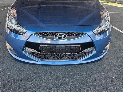 Gebraucht Hyundai ix20 115 PS (84 kW) 2013 Blau Kleinwagen