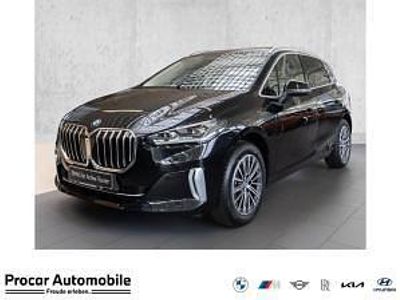 Nouă BMW 218 Luxury Line 150 CP (110 kW) 2026 Negru Monovolum