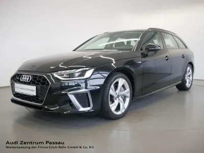 Gebraucht Audi A4 S-Line 204 PS (150 kW) 2023 Mythosschwarz metallic Kombi