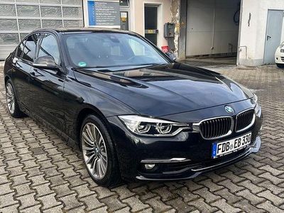 BMW 330e