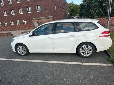 Gebraucht Peugeot 308 Business-Line 131 PS (96 kW) 2018 Weiß Kombi