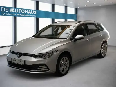 Gebraucht VW Golf VIII Life 110 PS (80 kW) 2024 Silber Kombi