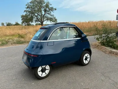 Gebraucht Micro Microlino 12 kW (17 PS) 2023 Blau Kleinwagen